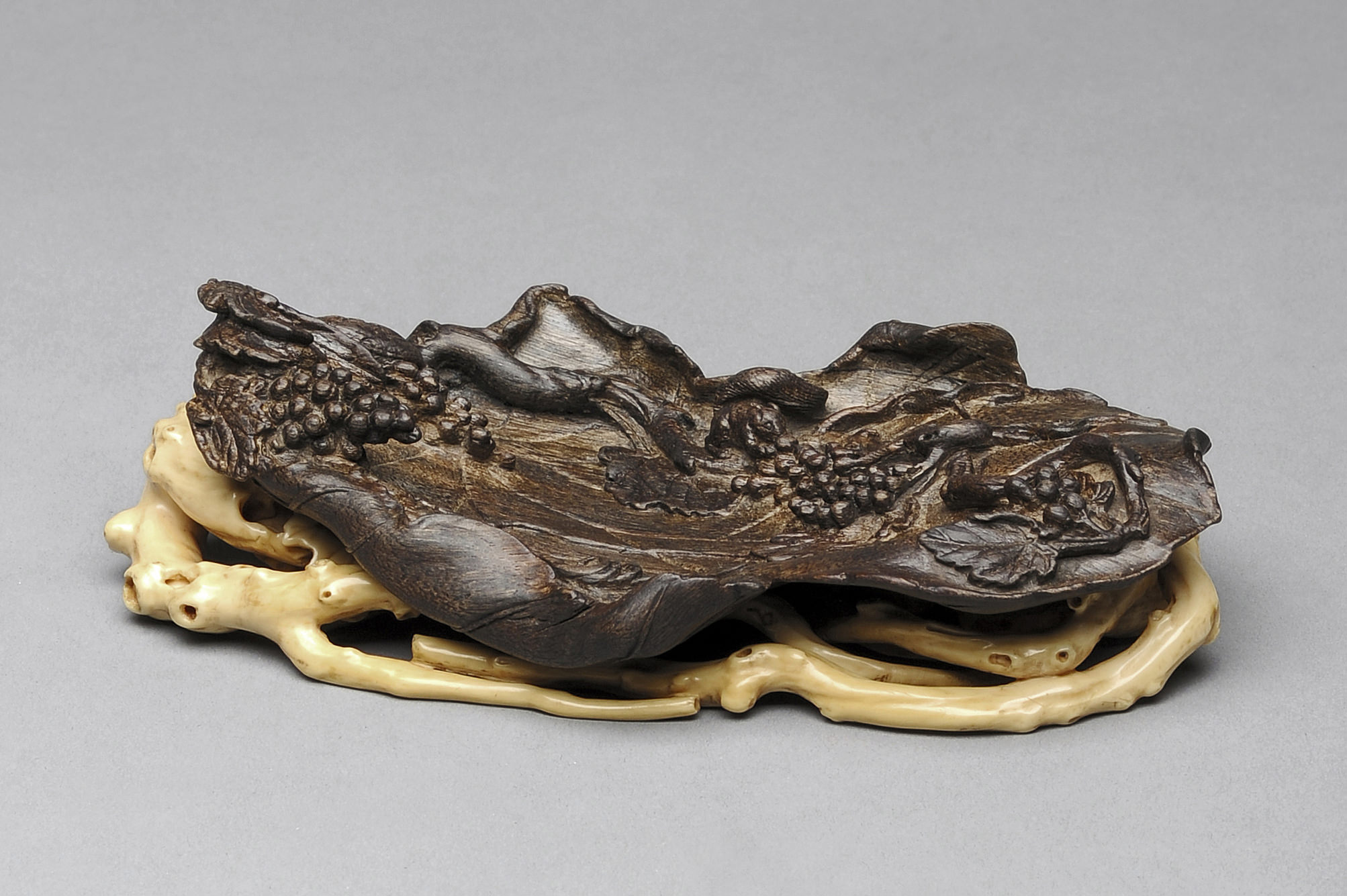 爽爽窝窝午夜精品一区二区