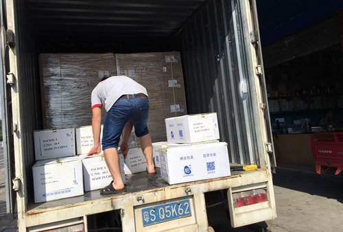 明安包装活动照 明安包装活动照