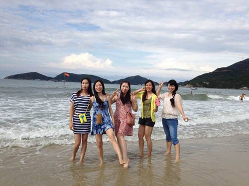 明安活动照2.jpg 明安活动照2.jpg