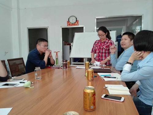 明安包装活动照2.jpg 明安包装活动照2.jpg