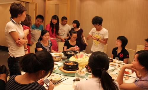 明安活动照2 明安活动照2